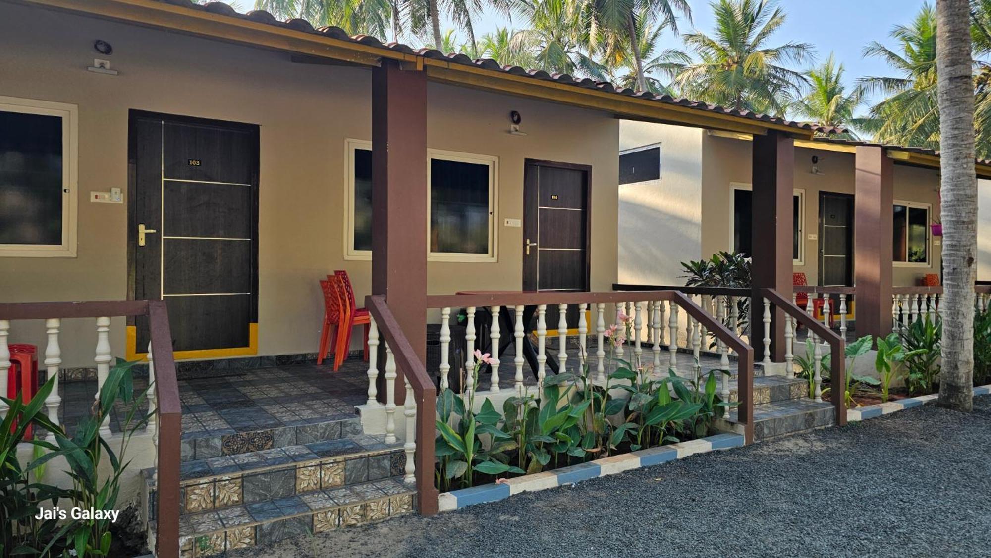 Coastline Beach Resort Perupalem Exterior photo