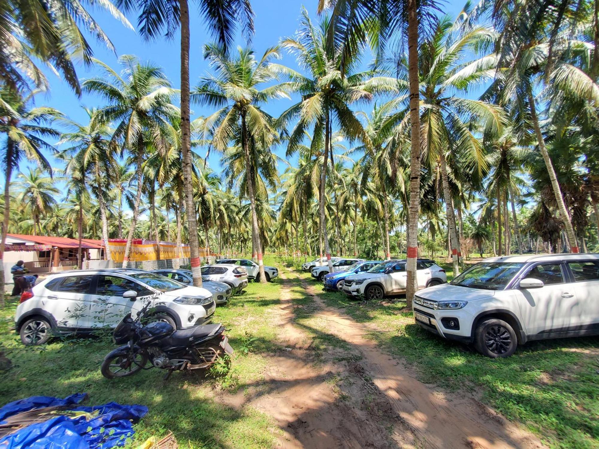 Coastline Beach Resort Perupalem Exterior photo